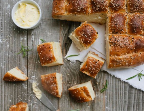 Nieuw: Bio Pide met sesam en nigella