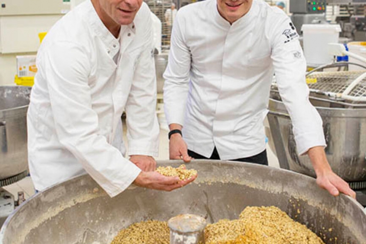 HEndrik-en-Tim-Boury-vertikaal_9e00656039b9bb4955a23600248761fc.jpg