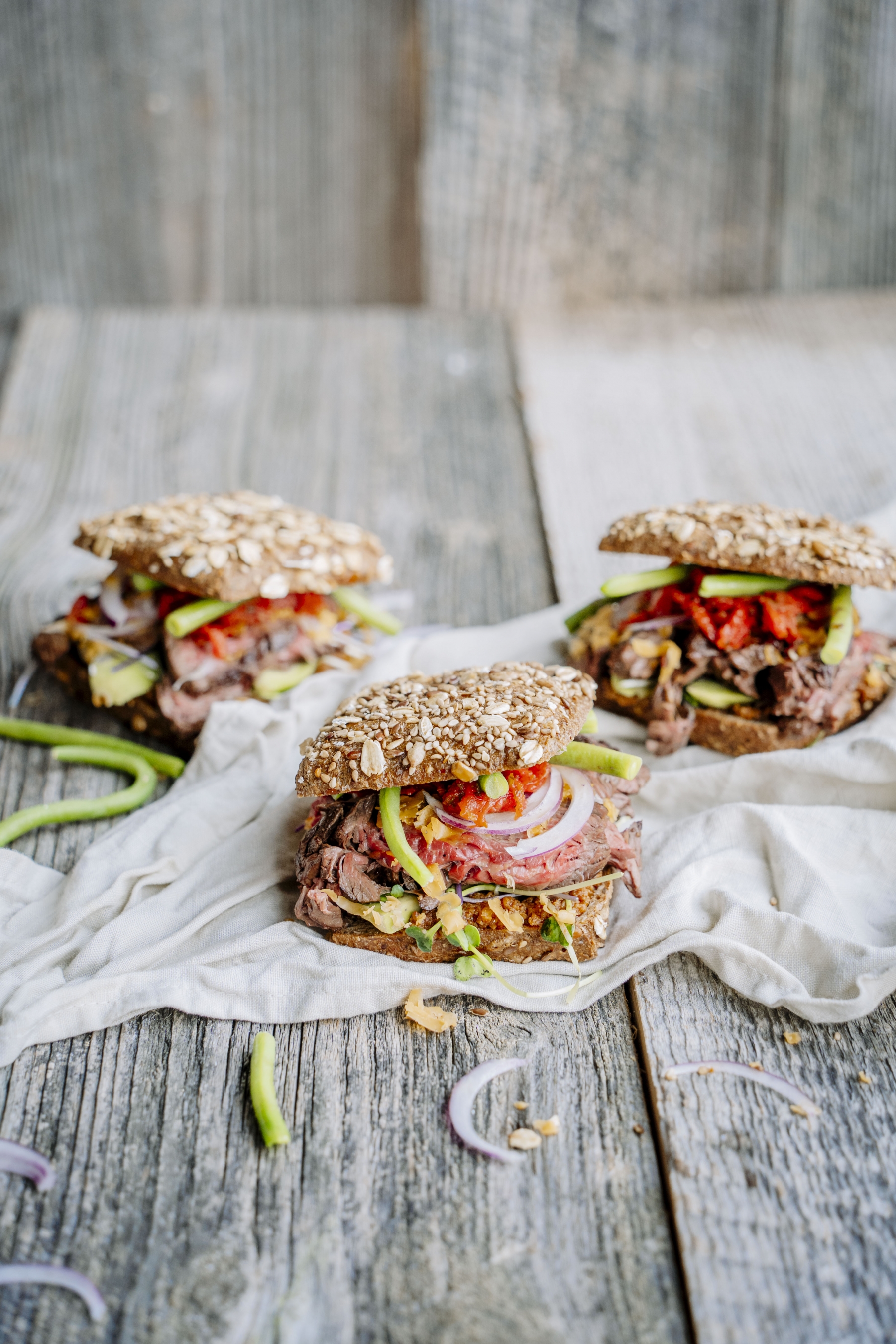 FITNESS HIGH PROTEIN PAVE MET STEAK BOONTJES EN TOMAAT